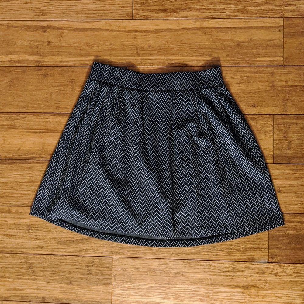 Gray and black skater skirt